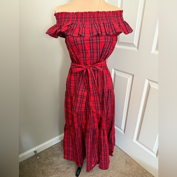 Draper James Dresses & Skirts - Draper James Red Plaid Smocked Dress